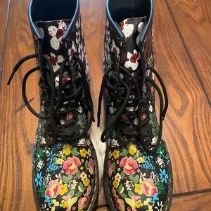 Floral Dr. Martens